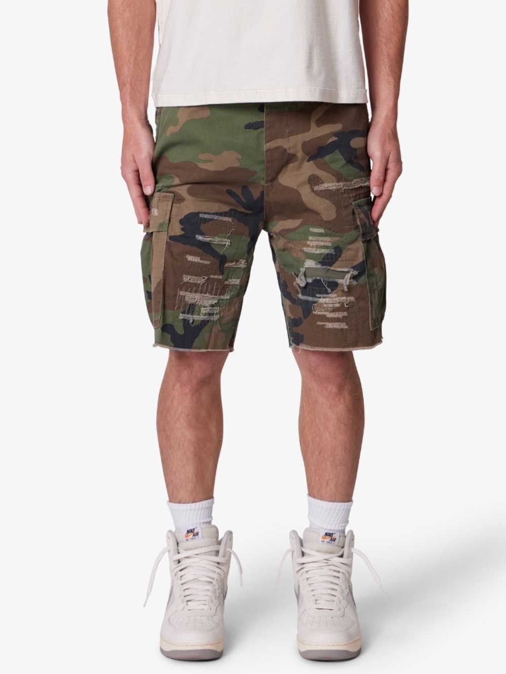 mnml Distressed Cargo Shorts - Camo Size 40Camo / 40